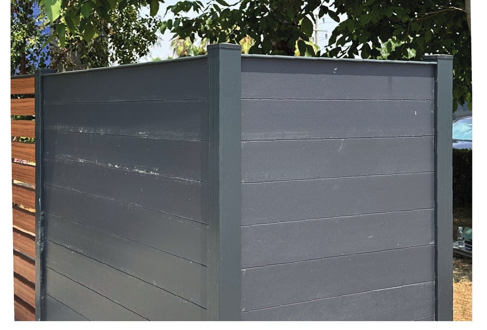 Vinylbond — Сплошная панель забора PVC (150x49,5 мм)